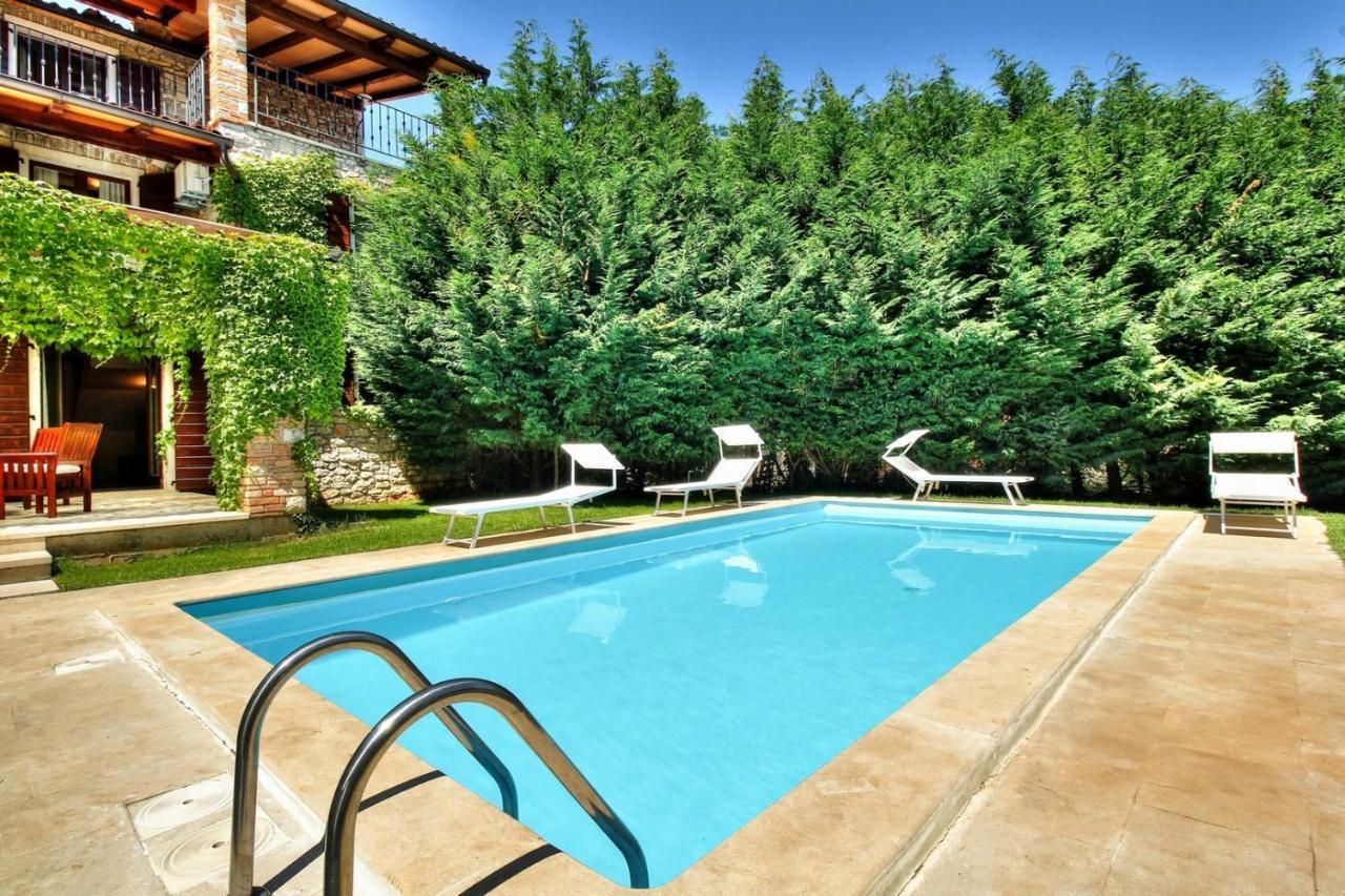 Villa Anthony With 3 Bedroom And Private Pool Near Umag Materada Eksteriør billede