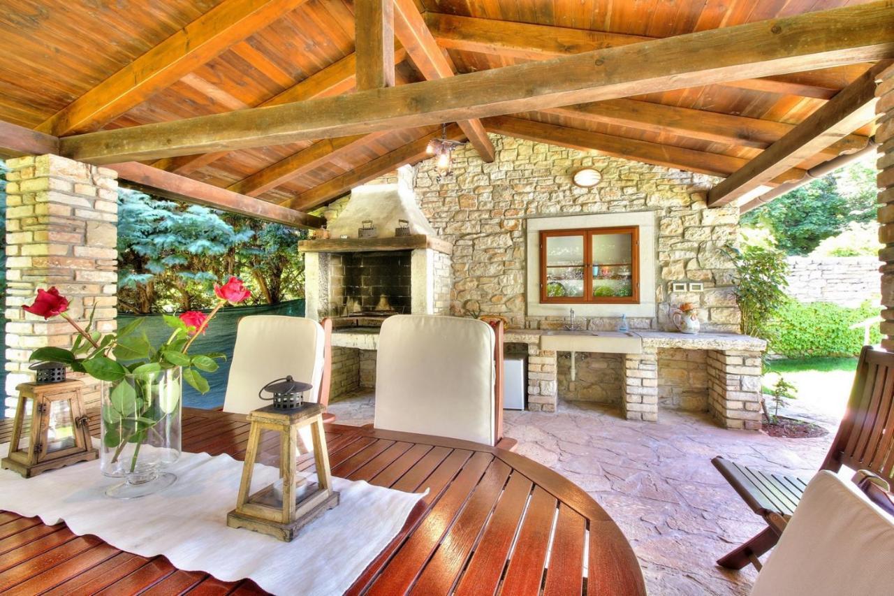 Villa Anthony With 3 Bedroom And Private Pool Near Umag Materada Eksteriør billede